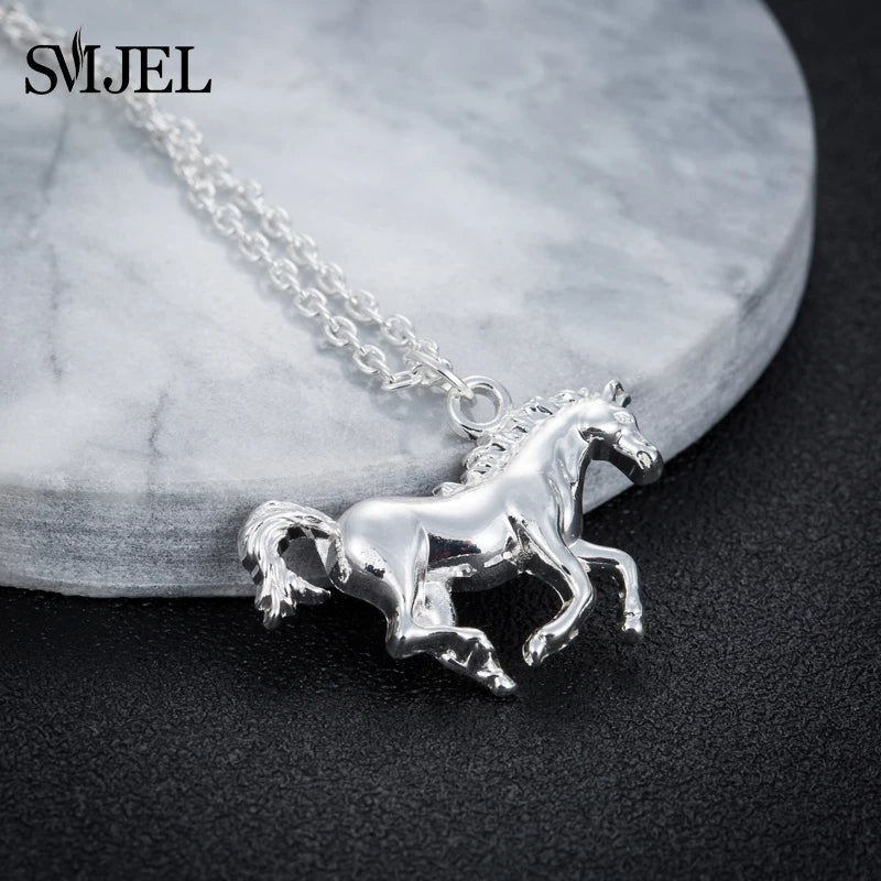 Pendentif cheval