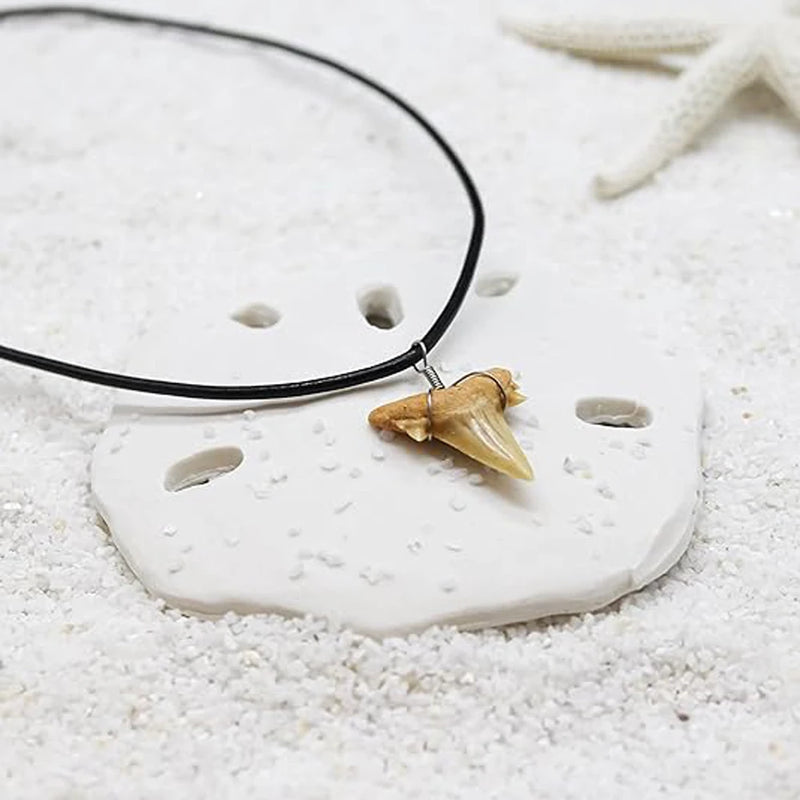 Dent de requin collier