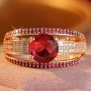 Bague femme dorée rouge