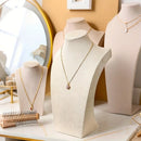 Presentoir a collier maison