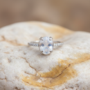Bague or pierre de lune