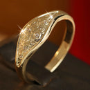 Bague en zirconium dorée