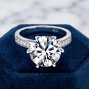 Bague de fiancaille moissanite