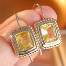 Boucle d'oreille jaune