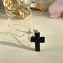 Pendentif croix en pierre naturelle