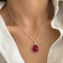 Pendentif femme rubis