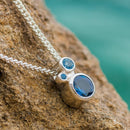 Pendentif pierre précieuse femme